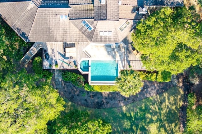 3906 Betsy Kerrison Pkwy in Johns Island, SC - Building Photo - Building Photo