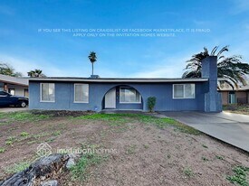 4029 E Alta Vista Rd in Phoenix, AZ - Building Photo