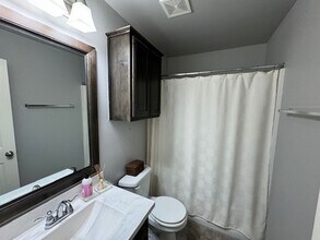 805 Mossy Rd in Norman, OK - Building Photo - Building Photo