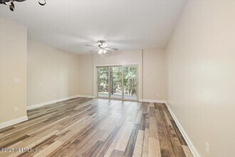 4182 Quiet Crk Lp in Middleburg, FL - Building Photo - Building Photo