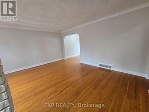 24 Fulham St in Toronto, ON - Building Photo - Building Photo