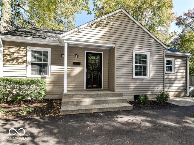 2407 Baur Dr in Indianapolis, IN - Building Photo - Building Photo