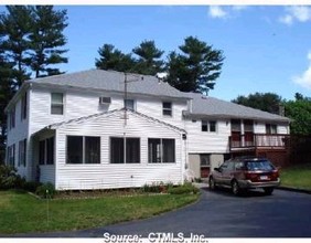 28 Salmon Dr in Plainfield, CT - Building Photo - Building Photo