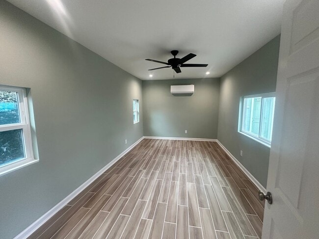 820 3rd Ave S in Jacksonville Beach, FL - Building Photo - Building Photo