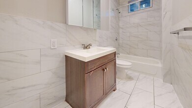 8 Wardman Rd in Boston, MA - Building Photo - Building Photo