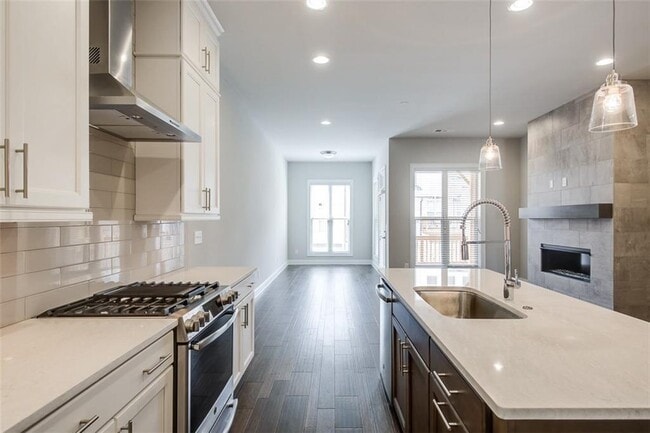 4308 Parkside Pl in Atlanta, GA - Building Photo - Building Photo