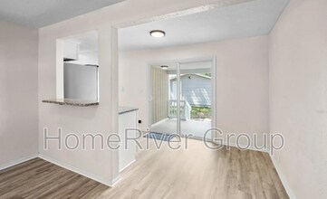 4751 Fairfield Ave S in St. Petersburg, FL - Building Photo - Building Photo
