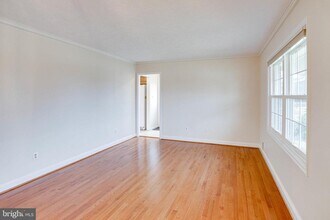 9552 Birmingham Dr in Manassas, VA - Building Photo - Building Photo