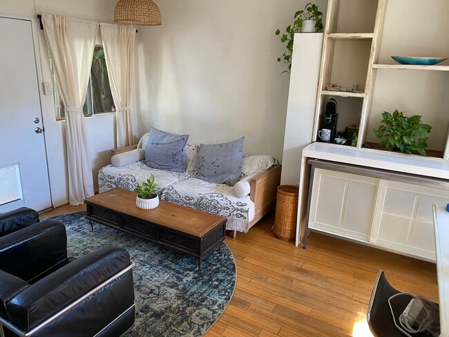 12456 Short Ave, Unit cottage