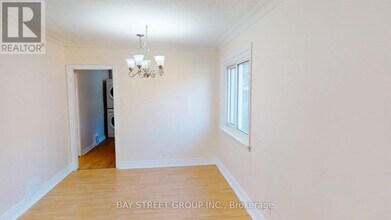 106 Wye Valley Rd in Toronto, ON - Building Photo - Building Photo