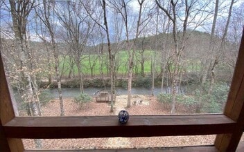 174 Lost Valley Ln in Mineral Bluff, GA - Building Photo - Building Photo