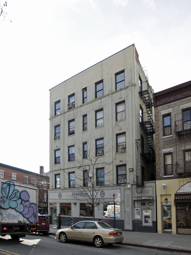 590 E 187th St in Bronx, NY - Building Photo - Building Photo