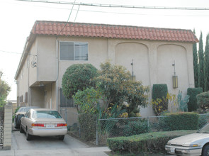 4416 Prospect Ave in Los Angeles, CA - Building Photo - Building Photo