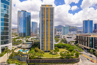 1350 Ala Moana in Honolulu, HI - Building Photo - Building Photo