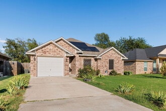 114 Tomahawk Dr in Waco, TX - Building Photo - Building Photo