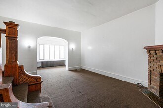 2028 E Ontario St in Philadelphia, PA - Building Photo - Building Photo