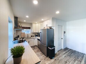 5312 21st Ave in Sacramento, CA - Building Photo - Building Photo