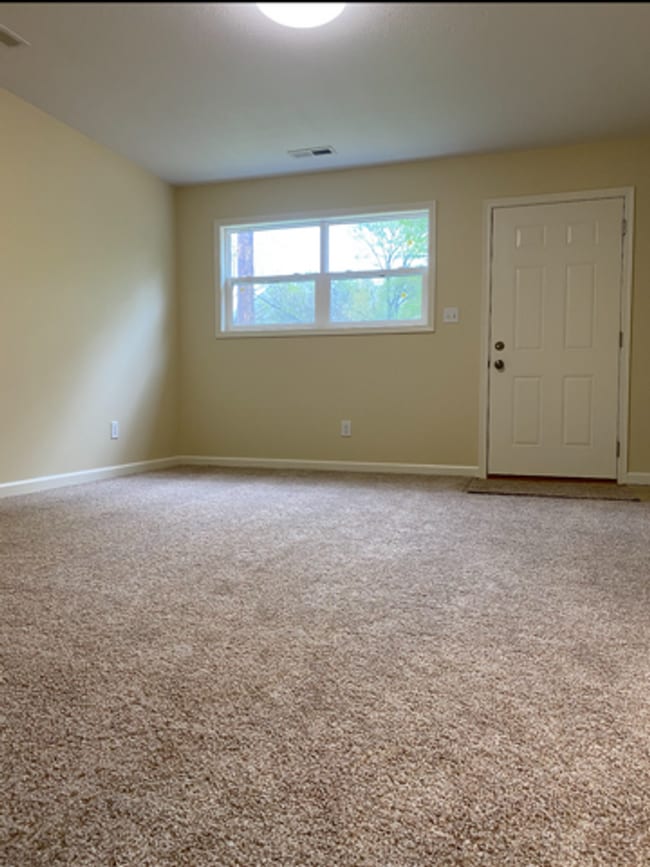 1023 N Jackson St in Bloomington, IN - Building Photo - Building Photo