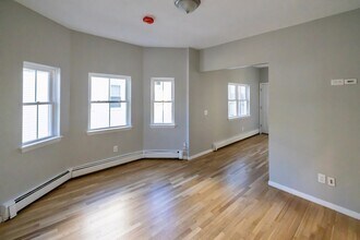 34 Edison Green in Boston, MA - Building Photo - Building Photo