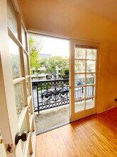 1620 S Bentley Ave in Los Angeles, CA - Foto de edificio - Building Photo