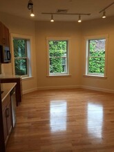 369 Harvard St, Unit 6 in Cambridge, MA - Building Photo - Building Photo