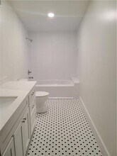 422 Hamilton St in Gretna, LA - Building Photo - Building Photo