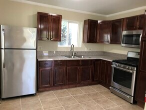 367 Howell Rd, Unit 2 in Oxnard, CA - Building Photo - Building Photo