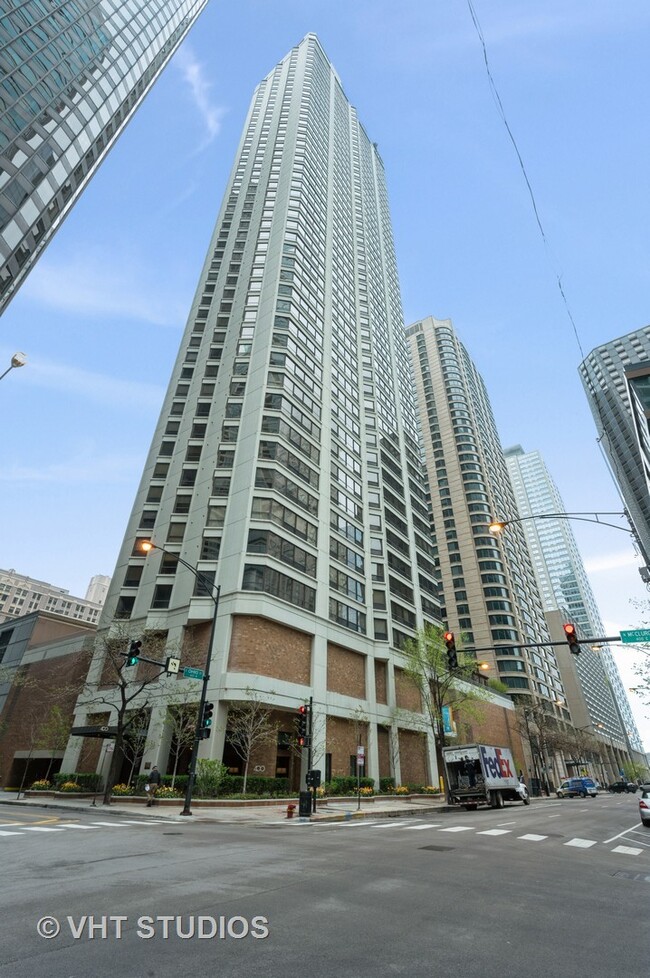 property at 400 E Ohio St