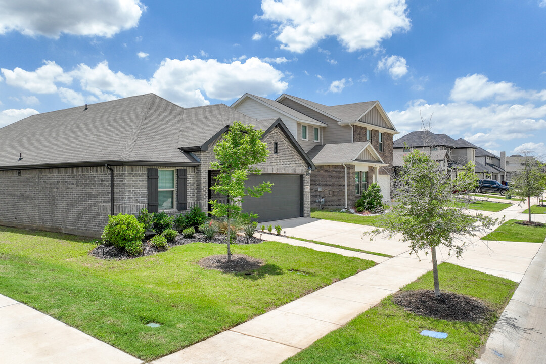 Parkside Village in Royse City, TX - Building Photo