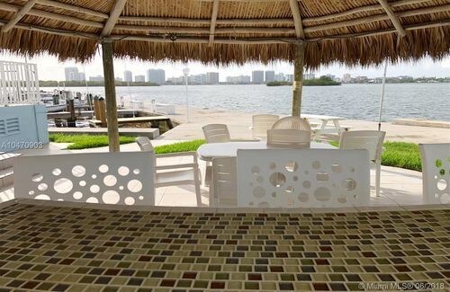 2700 NE 135th St-Unit -28 in North Miami, FL - Building Photo - Building Photo