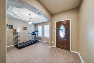 5427 Friesenhahn Ct in San Antonio, TX - Building Photo - Building Photo