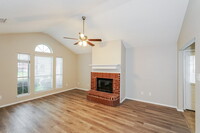 8037 Cannonwood Dr in Fort Worth, TX - Building Photo - Building Photo