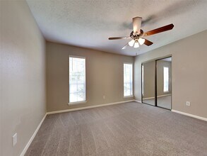17623 Huntersglen Cir in Humble, TX - Building Photo - Building Photo