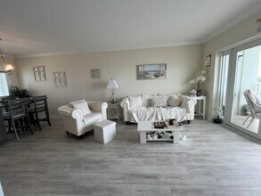 629 SE 19th Ave in Deerfield Beach, FL - Building Photo - Building Photo