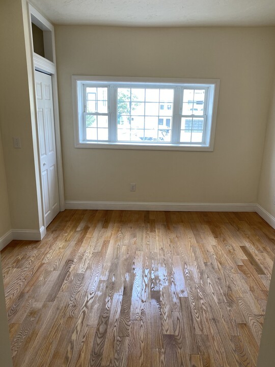 83 Bolton St, Unit 1 in Boston, MA - Building Photo