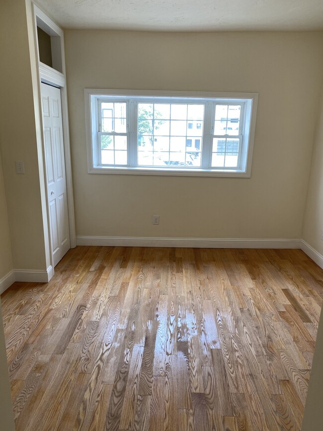 83 Bolton St, Unit 1