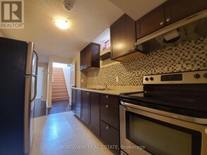 593 Remembrance Rd in Brampton, ON - Building Photo - Building Photo