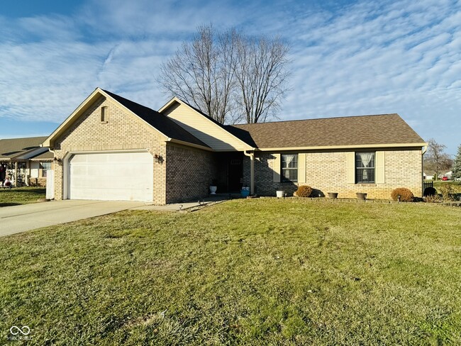 6026 Cheri Cir in Indianapolis, IN - Building Photo - Building Photo