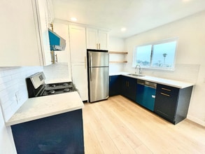 544 Vista Mar Ave in Pacifica, CA - Building Photo - Building Photo