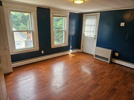 108 Pool St in Biddeford, ME - Building Photo