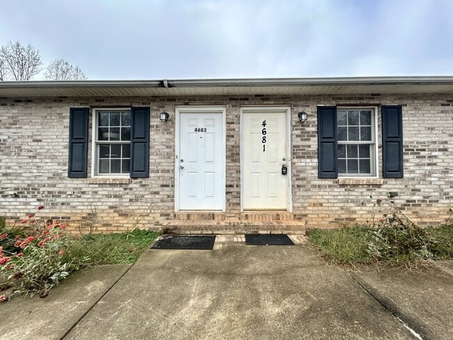 4681 Grassy Creek Rd in Denver, NC - Building Photo - Building Photo