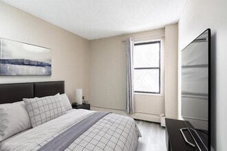 Cedarbrae Manor in Calgary, AB - Building Photo - Building Photo