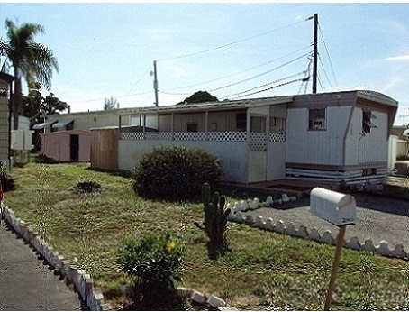 Palm Beach Mobile Homes in Lake Worth, FL - Building Photo