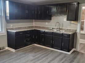 309 Harrison St in Glassport, PA - Building Photo