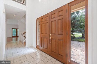 370 S River Landing Rd in Edgewater, MD - Building Photo - Building Photo