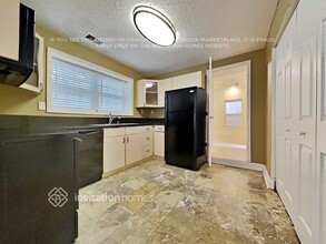 1037 Emerson Ave SE in Atlanta, GA - Foto de edificio - Building Photo