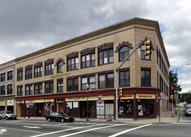 1-13 Main St