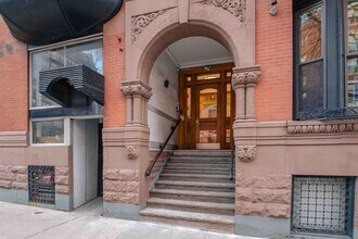 31 Massachusetts Ave in Boston, MA - Foto de edificio - Building Photo