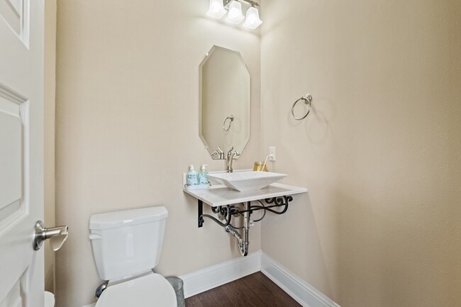 property at 534 Imperial Blvd