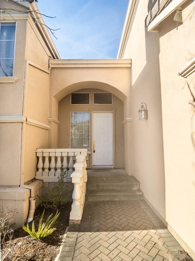 15 Parkridge Cir in South San Francisco, CA - Building Photo - Building Photo